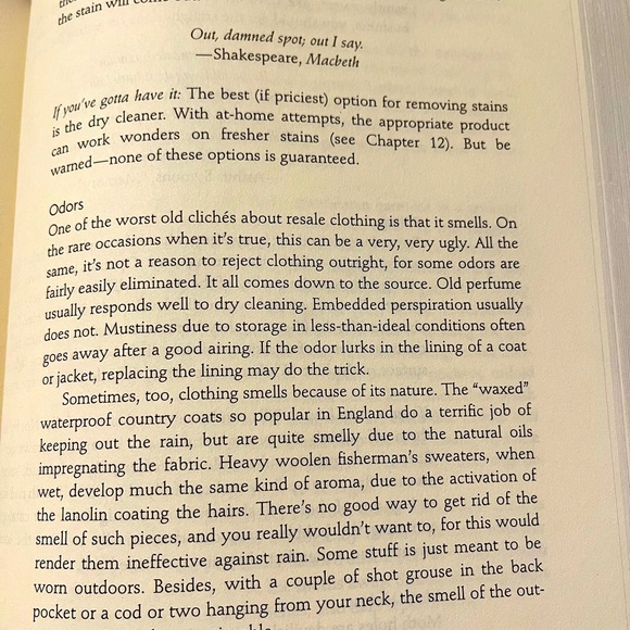 “Second hand Chic“ book paper back Comprehensive Treatise on recycling/thrifting - Picture 3 of 7